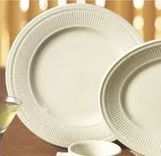 Plates & Dishes