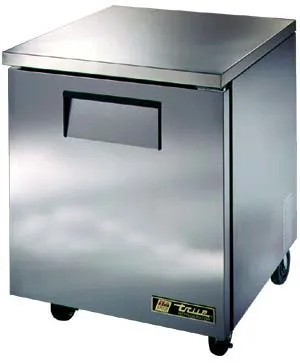 True TUC-27 - 27.75" Undercounter Refrigerator - 1 Door 2 Shelves