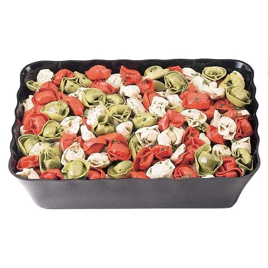 Cambro SFR1012-110 - 4.5 qt Rectangular ShowFest Bowl w/ Scalloped Edges (6 per Case) 