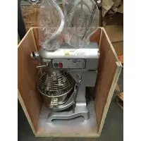 Universal LJ-20M - Commercial 20 Qt. Mixer with Guard 110v