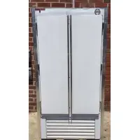 Universal RIC39SC - 39" Stainless Steel Reach In Refrigerator